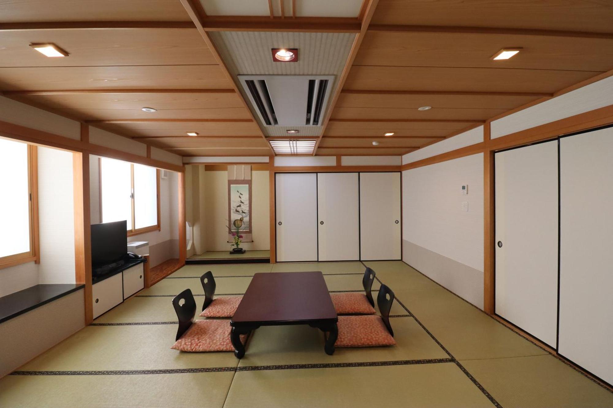 Ryokan Miyoshi Наґоя Екстер'єр фото